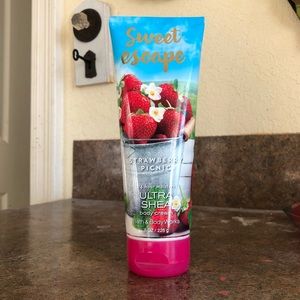 Sweet Escape🍓🍦